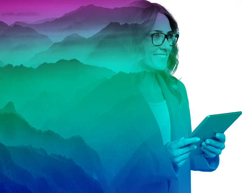 WebInicio Scot Elevate the power of your work - businesswoman holding tablet